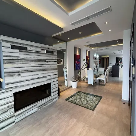 Jacuzzi Luxury Seafront * Sliema