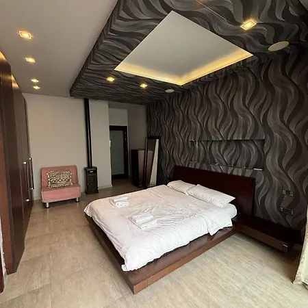 Jacuzzi Luxury Seafront Sliema